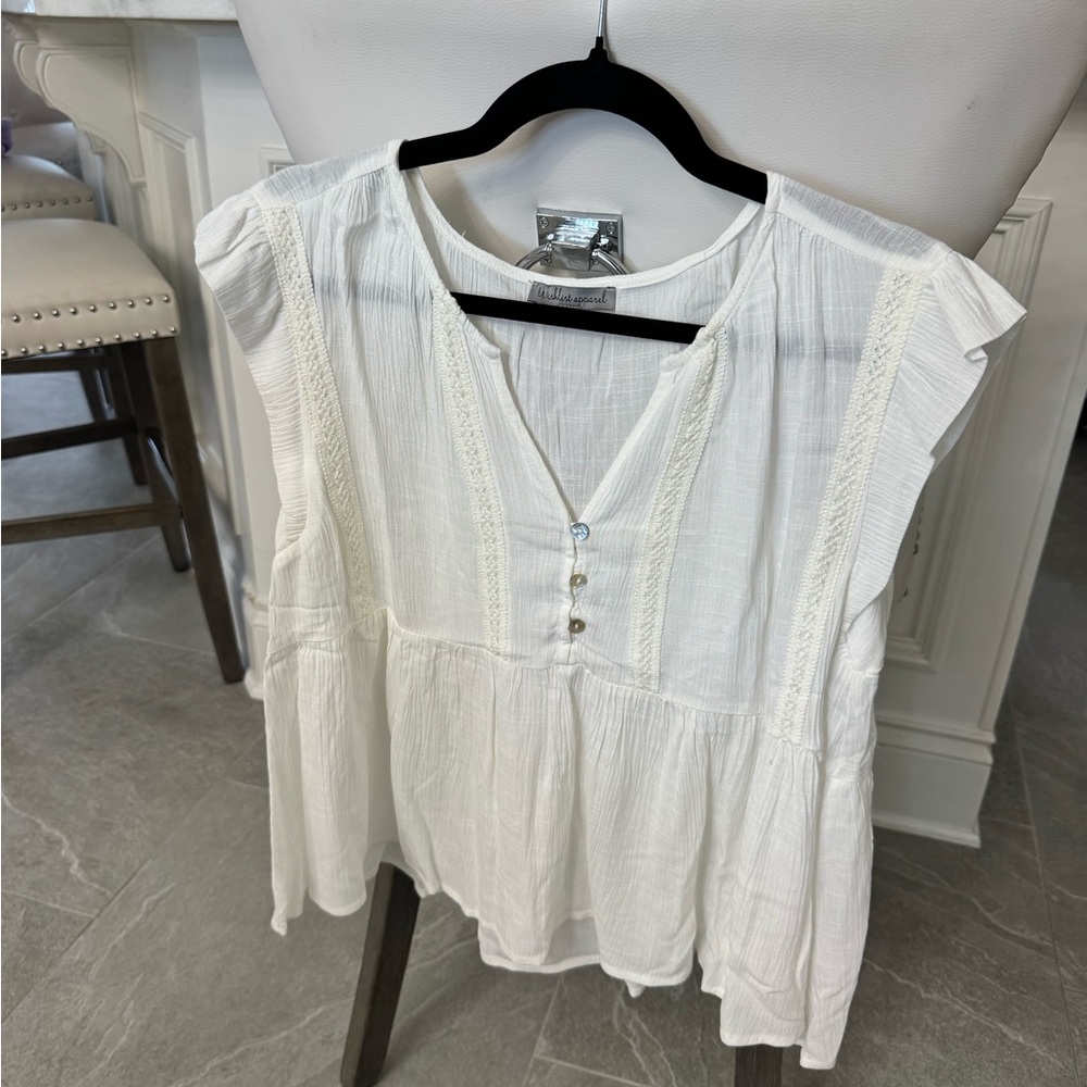 Wishlist White Button-Front Blouse